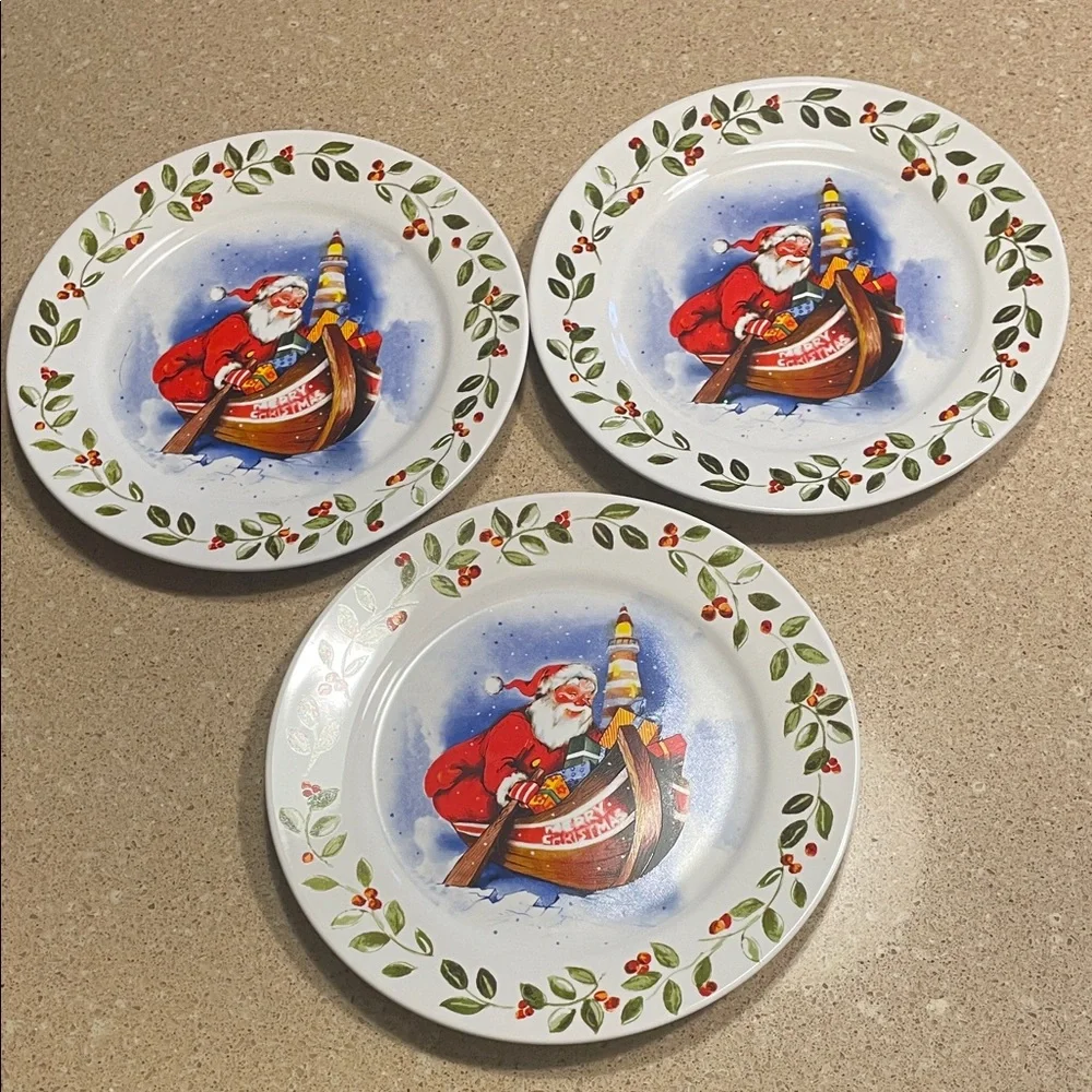 Royal Norfolk Santa Plates with Red and Green Accents